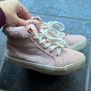 Old Navy sherpa lined boots